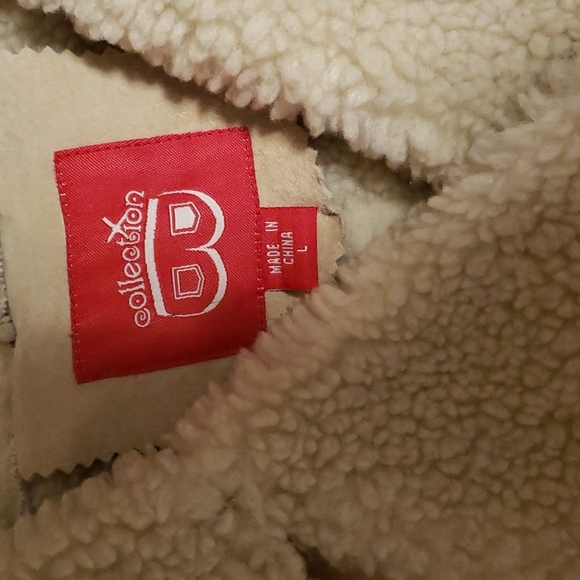 Embroidered Women's suede coat - Picture 4 of 7